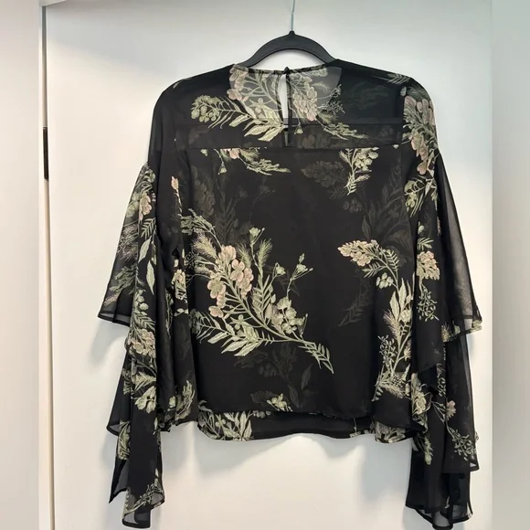 Leith Black Floral Blouse - Picture 2 of 4